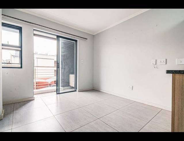 1 BEDROOM APARTMENT FOR SALE IN SEBENZA